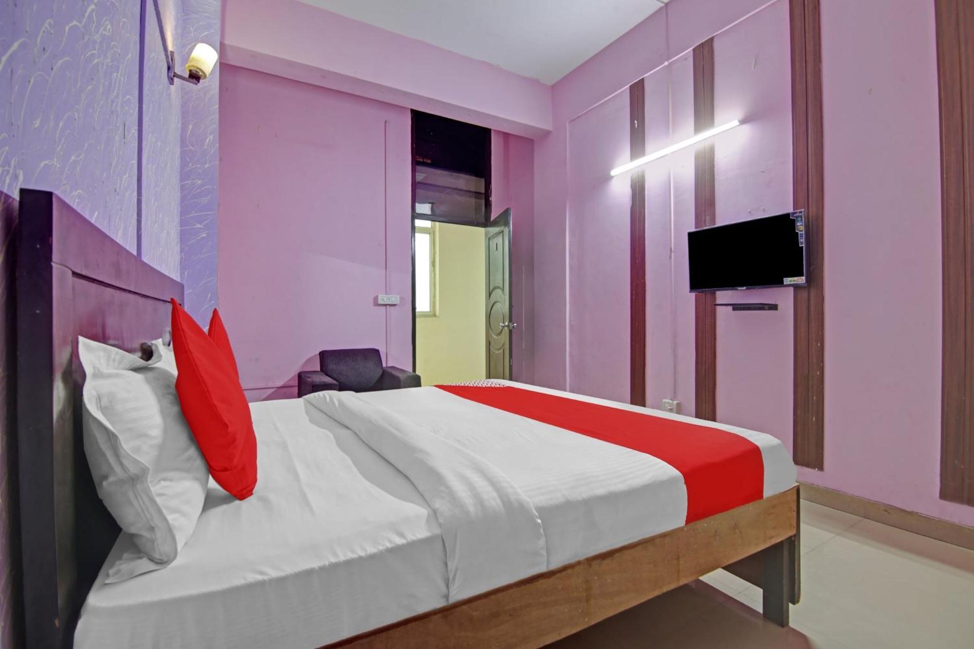 Hotel O Glorious Stayz Νόιντα Εξωτερικό φωτογραφία