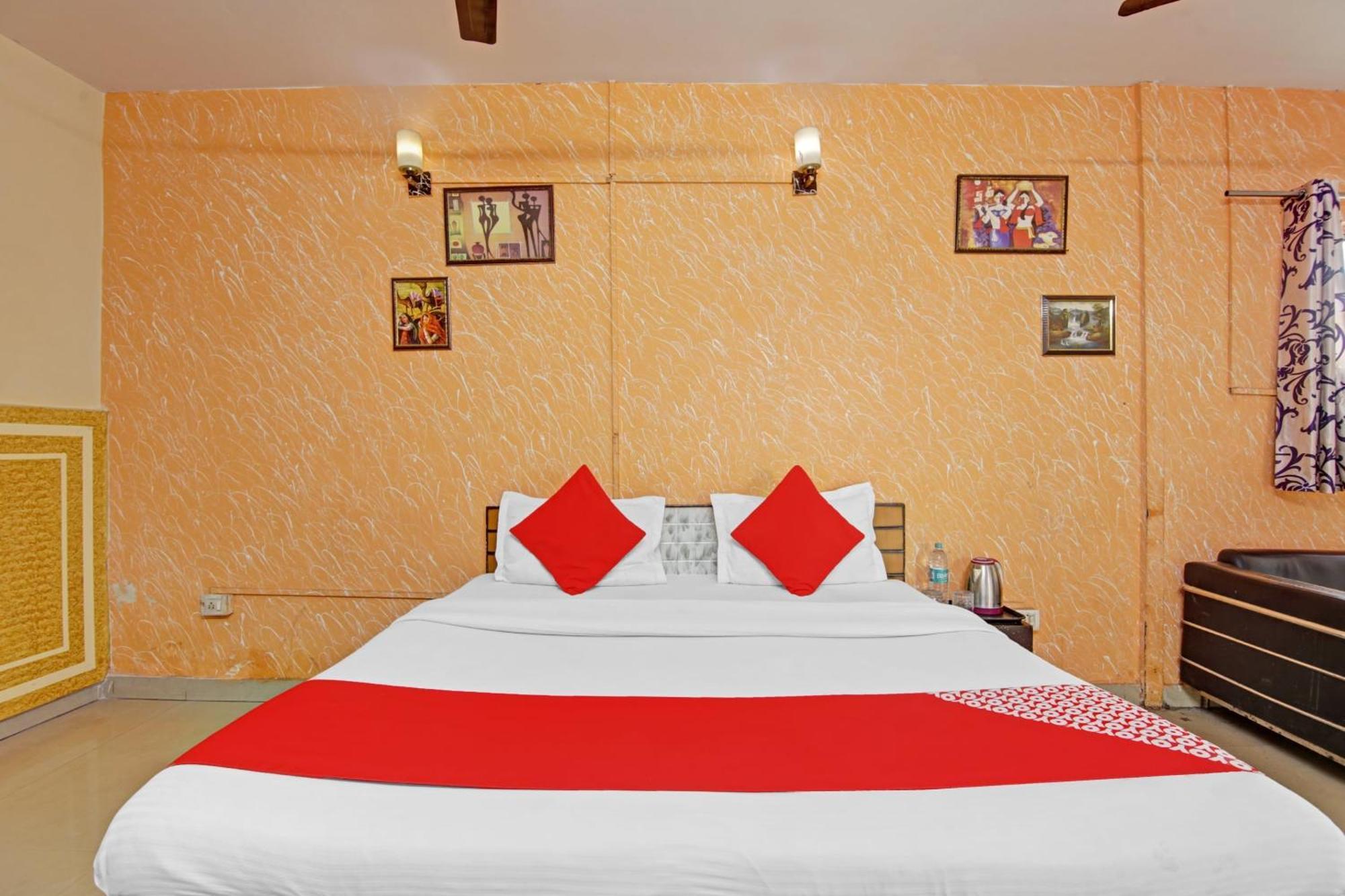 Hotel O Glorious Stayz Νόιντα Εξωτερικό φωτογραφία